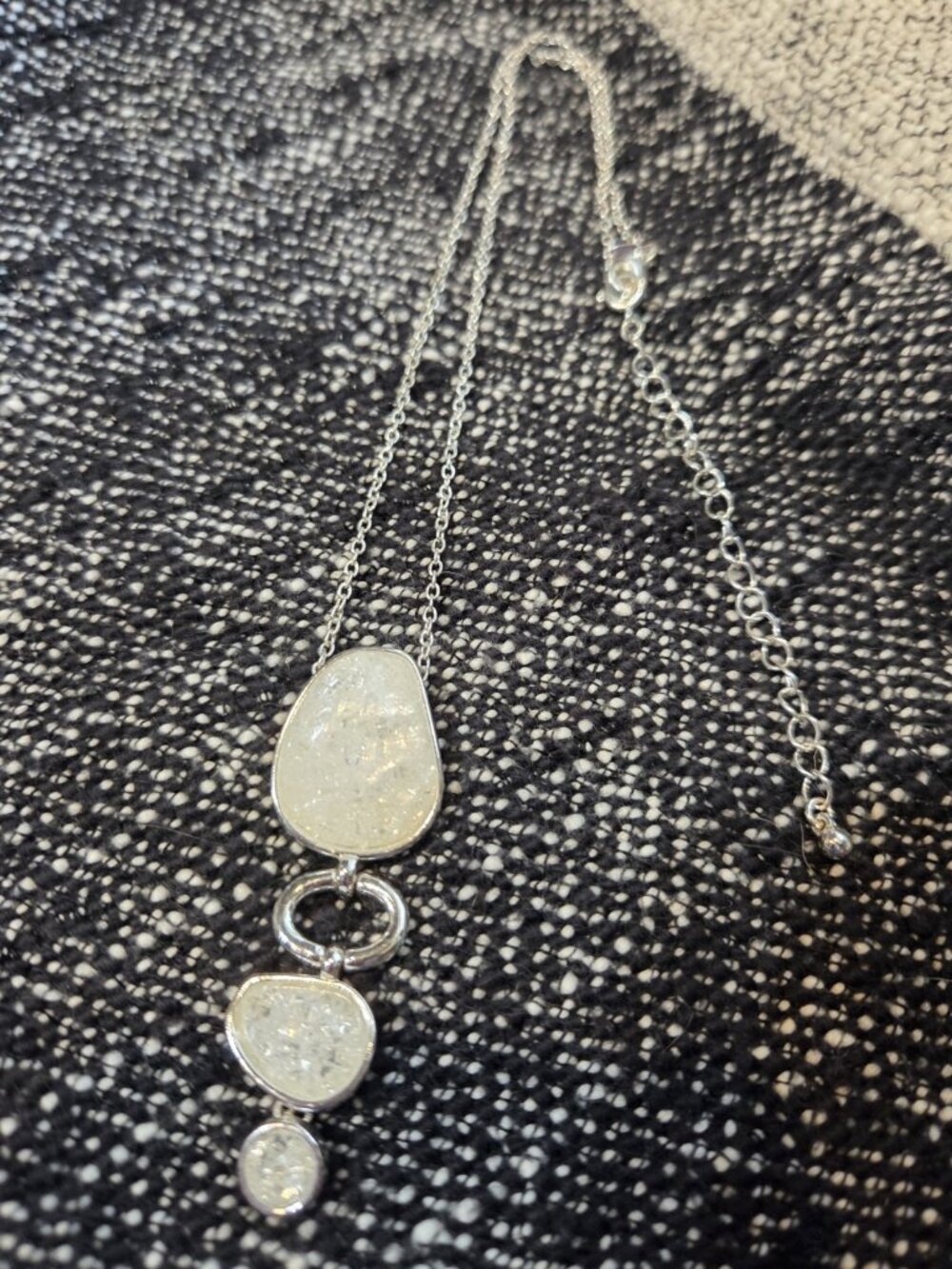 Vintage Signed SAQ White Druzy Drop Pendant Necklace